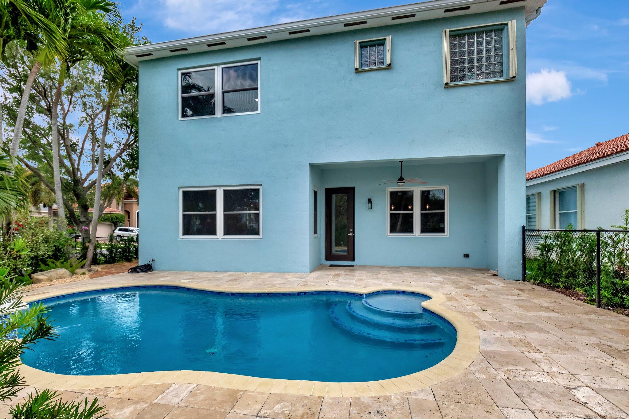 40 Country Lake, Boynton Beach FL 33436