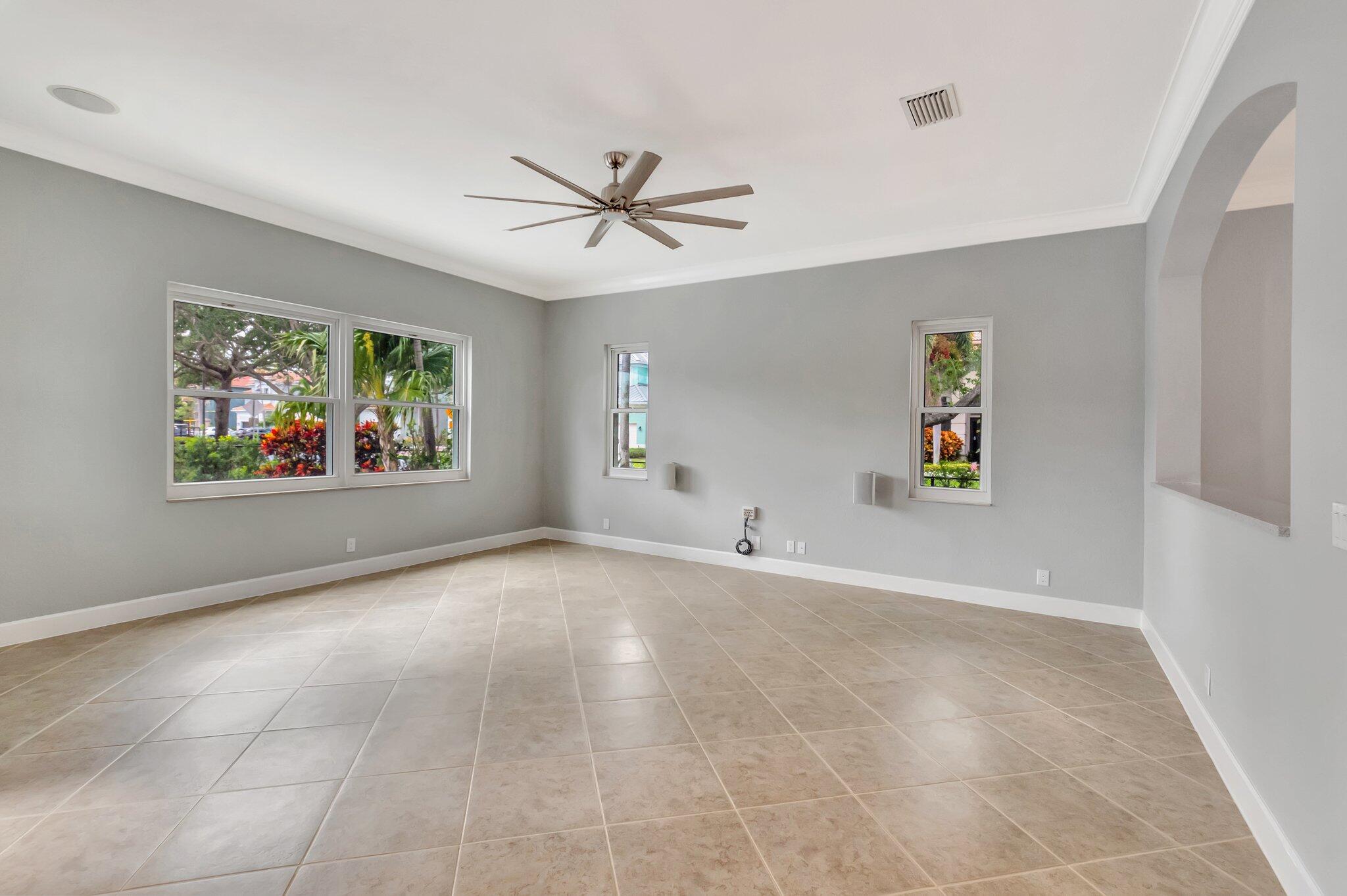 40 Country Lake, Boynton Beach FL 33436