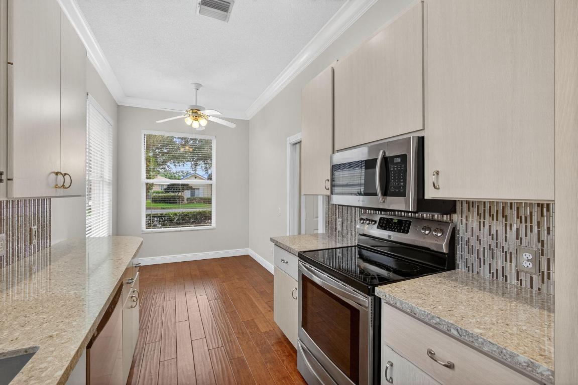 130 S Hampton, Jupiter FL 33458