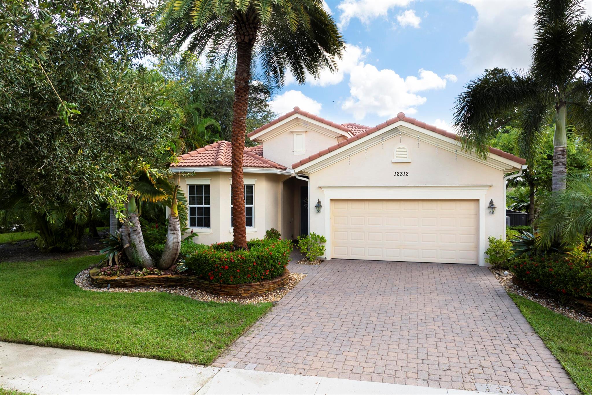 12312 Aviles Circle, Palm Beach Gardens FL 33418