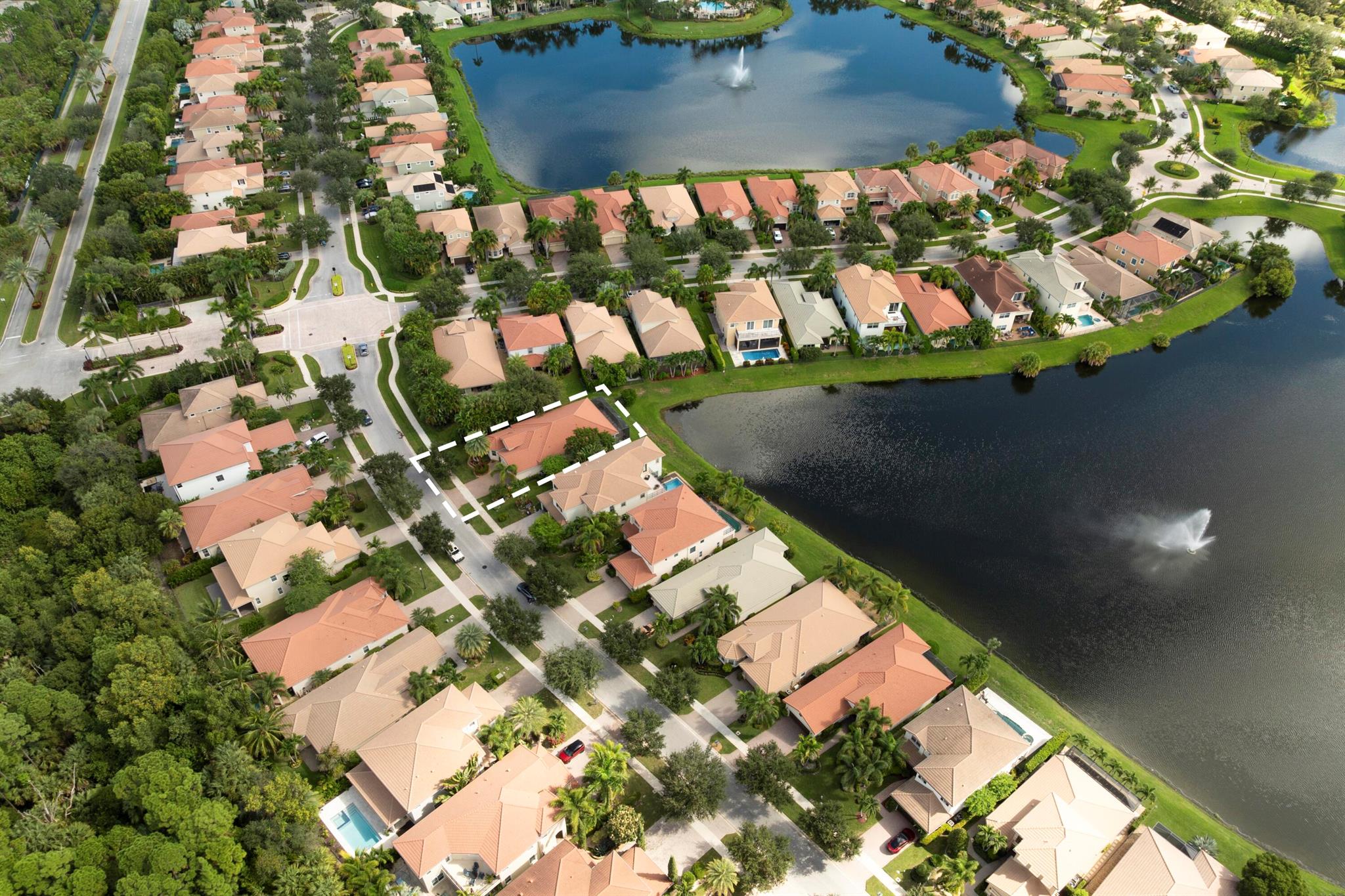 12312 Aviles Circle, Palm Beach Gardens FL 33418