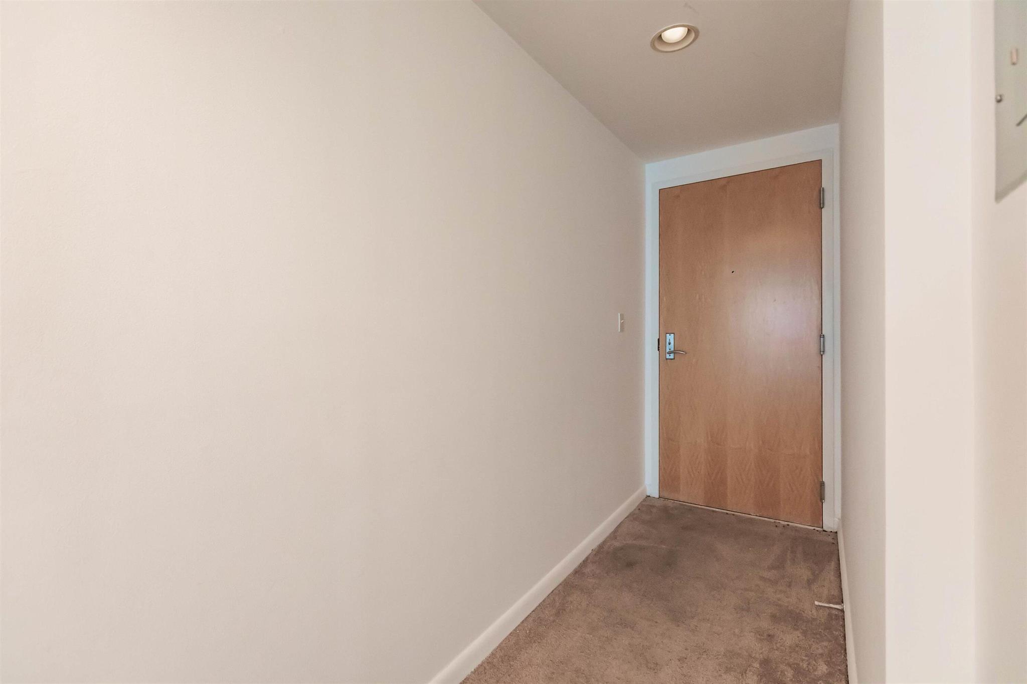 244 Biscayne Boulevard #1008, Miami FL 33132