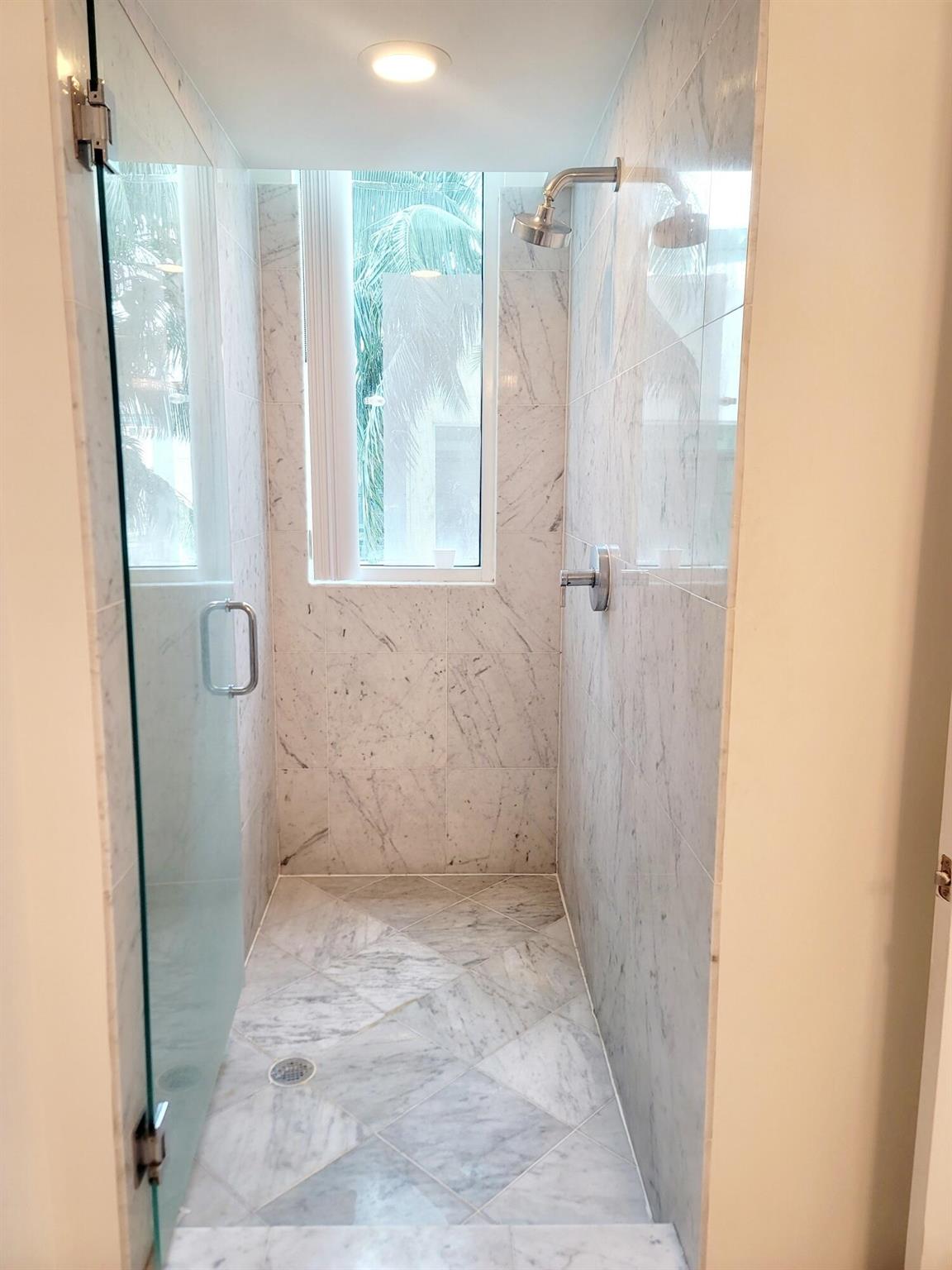 244 Biscayne Boulevard #1008, Miami FL 33132
