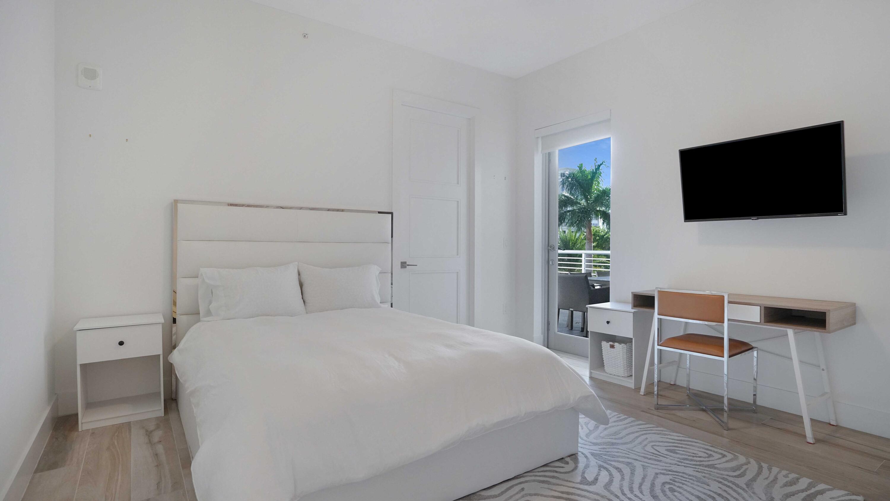 155 E Boca Raton #301, Boca Raton FL 33432