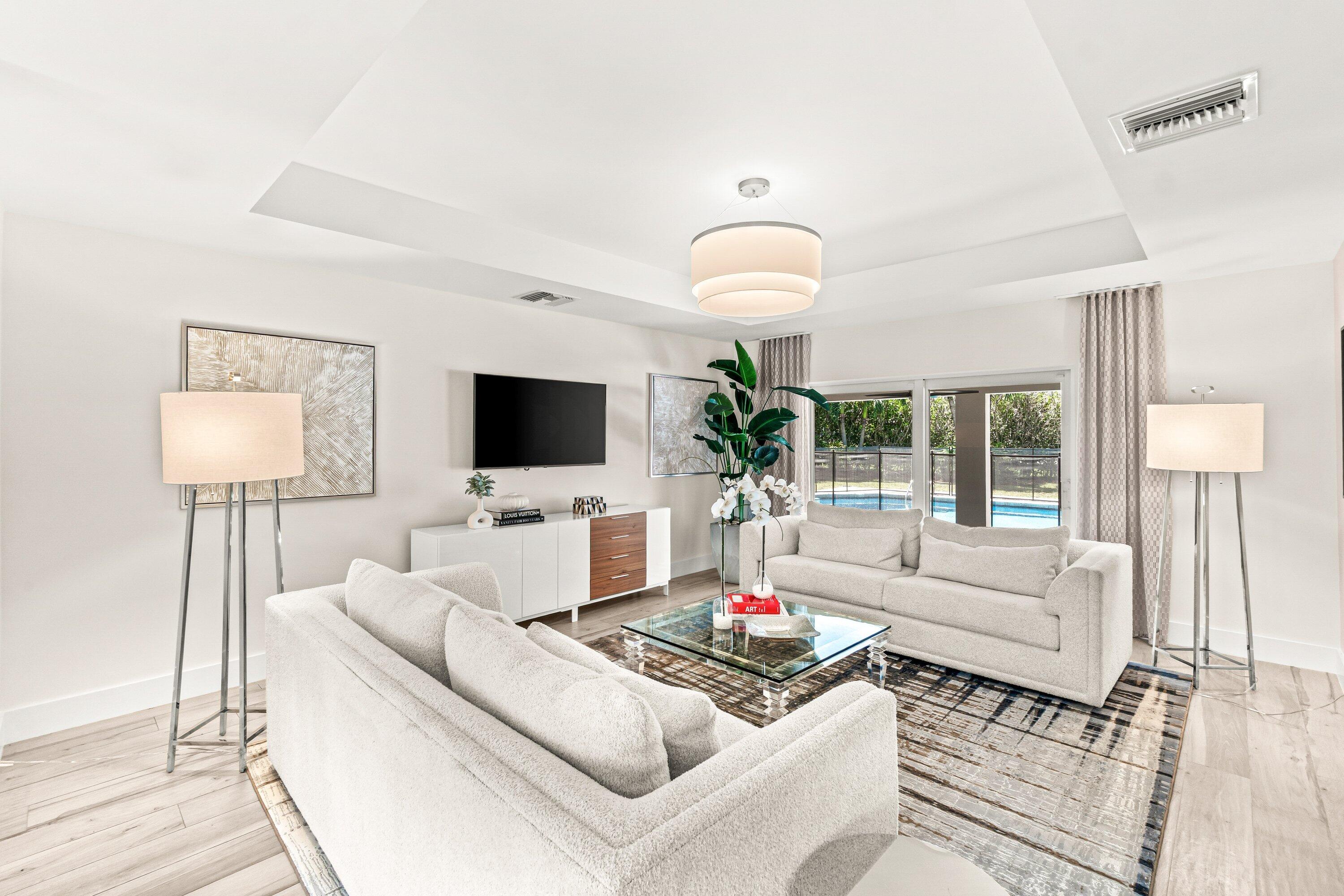 2367 Queen Palm, Boca Raton FL 33432
