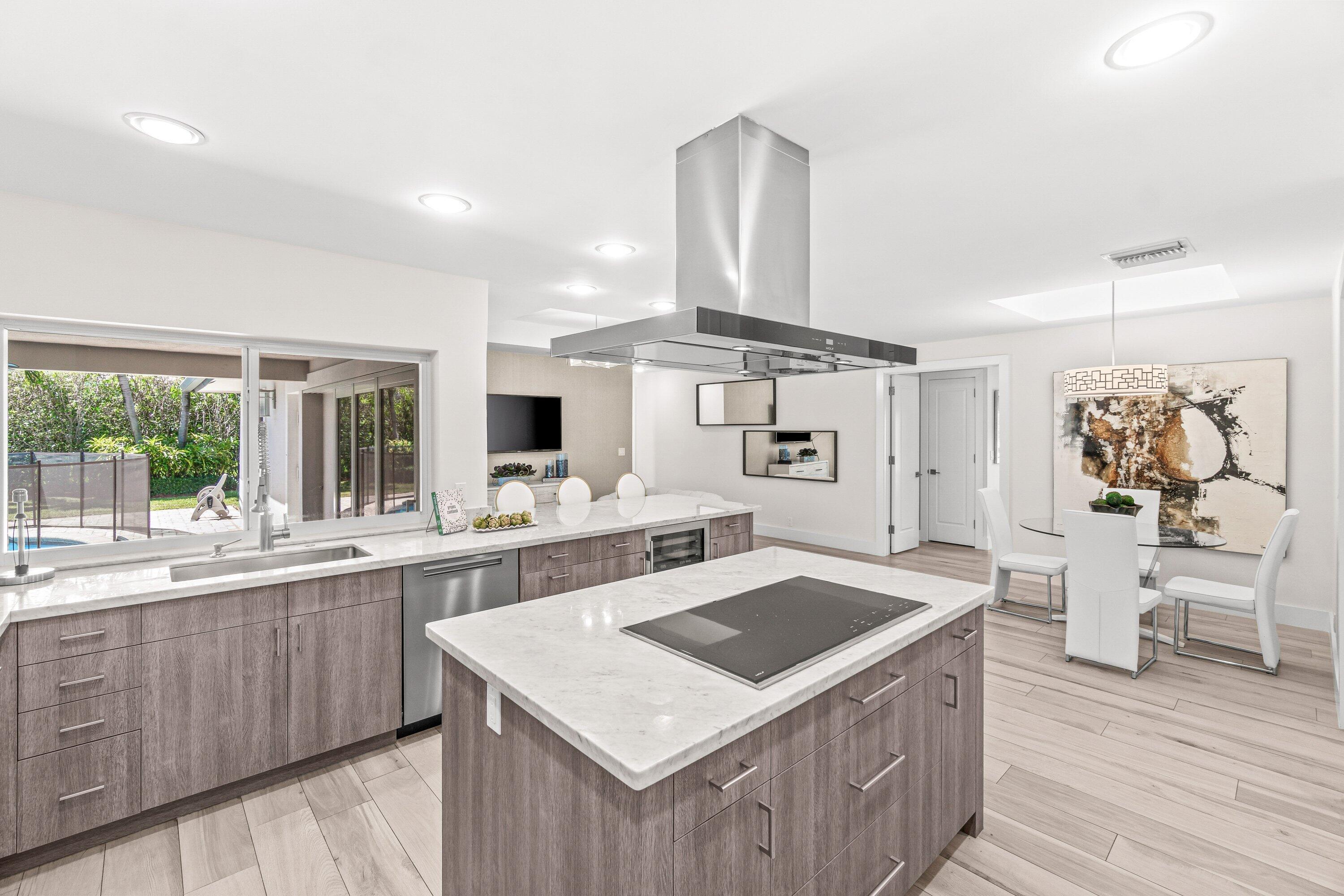 2367 Queen Palm, Boca Raton FL 33432