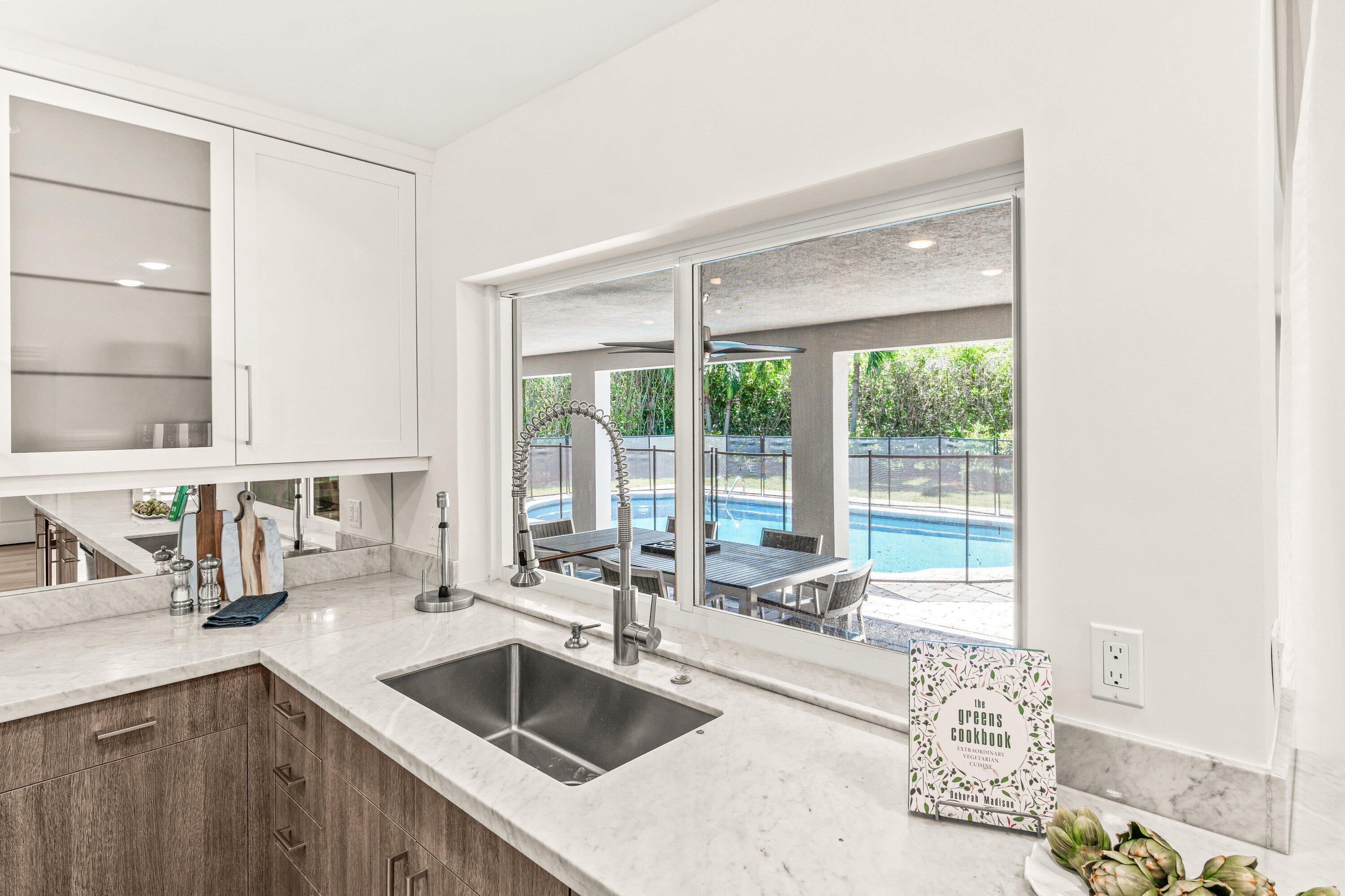 2367 Queen Palm, Boca Raton FL 33432