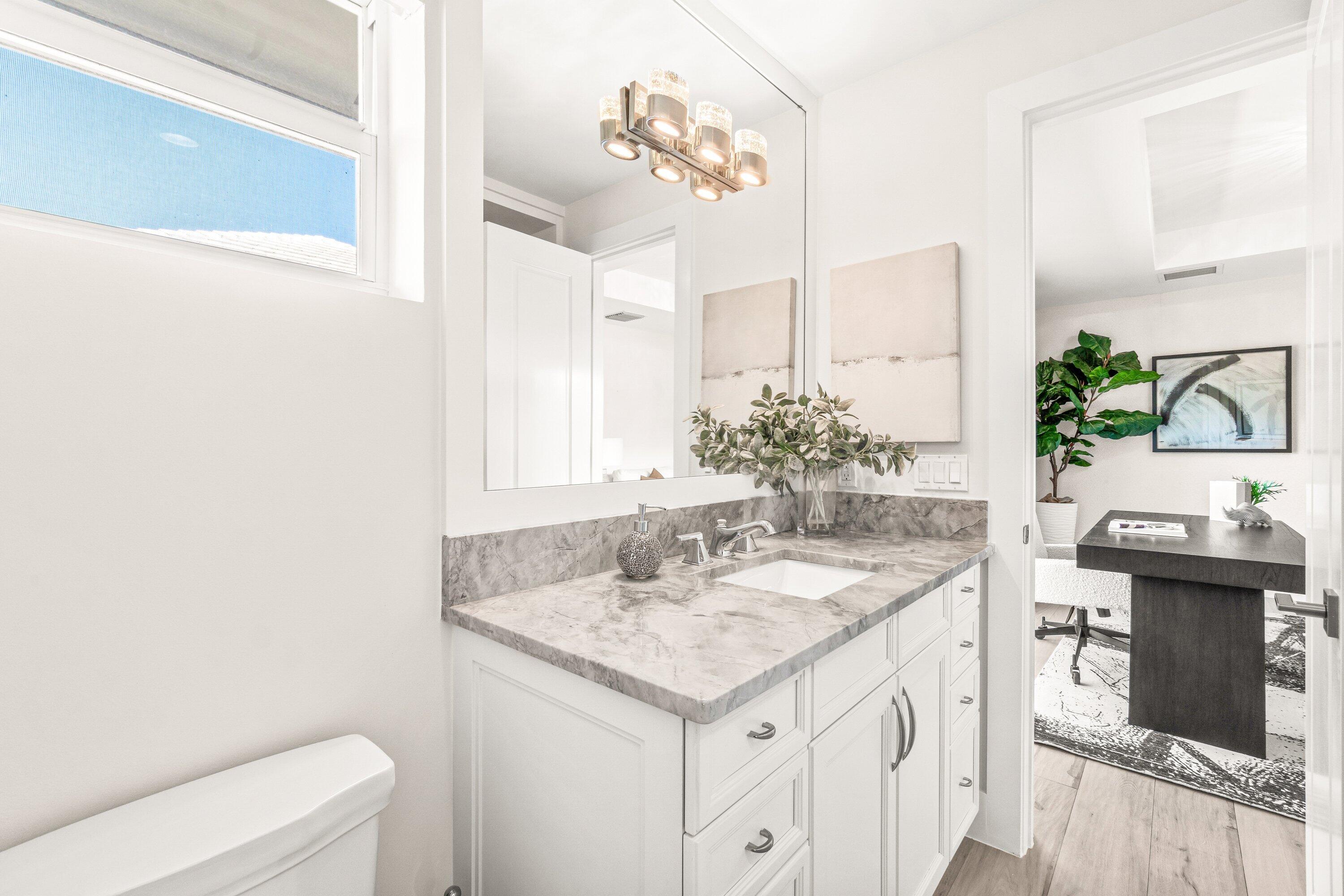 2367 Queen Palm, Boca Raton FL 33432