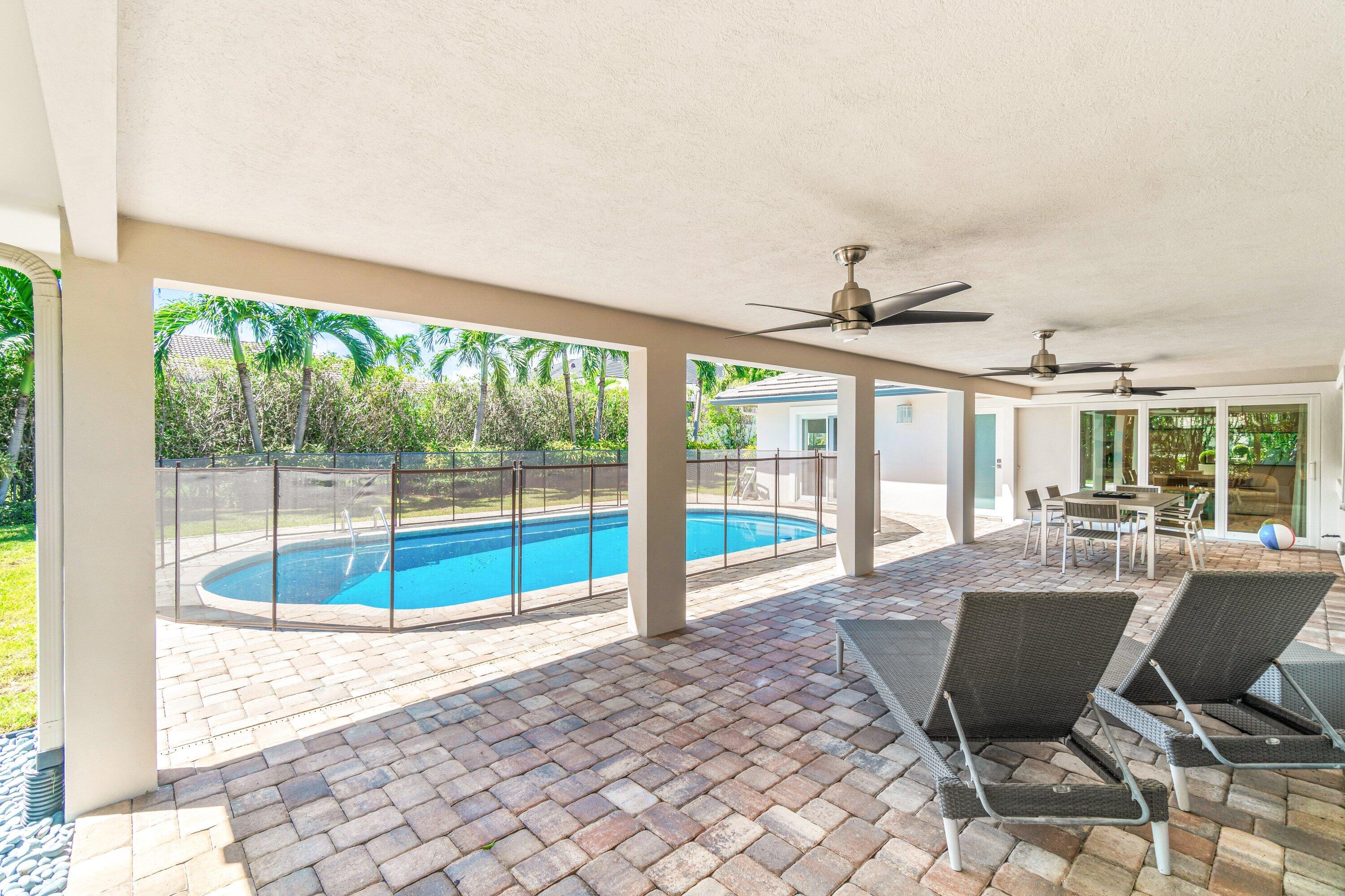 2367 Queen Palm, Boca Raton FL 33432