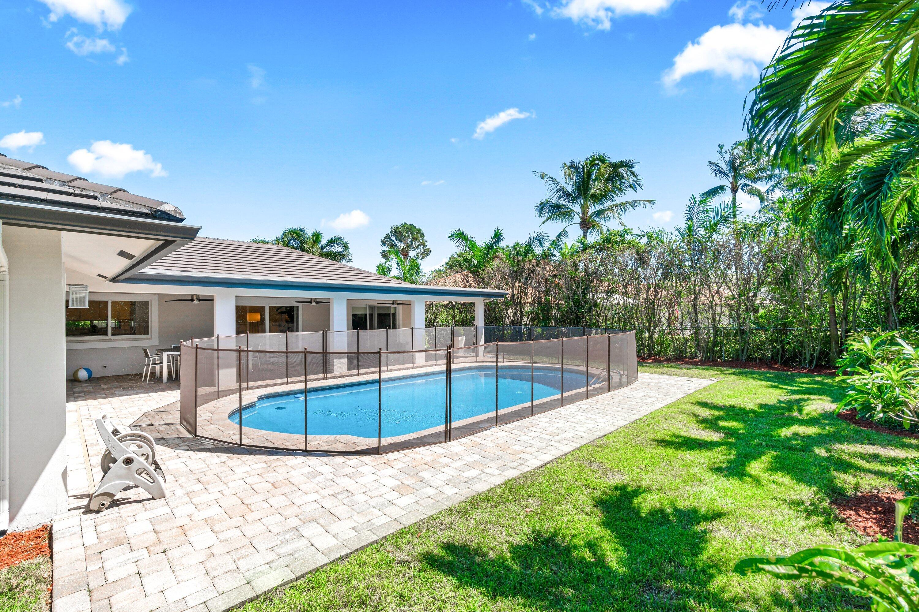 2367 Queen Palm, Boca Raton FL 33432