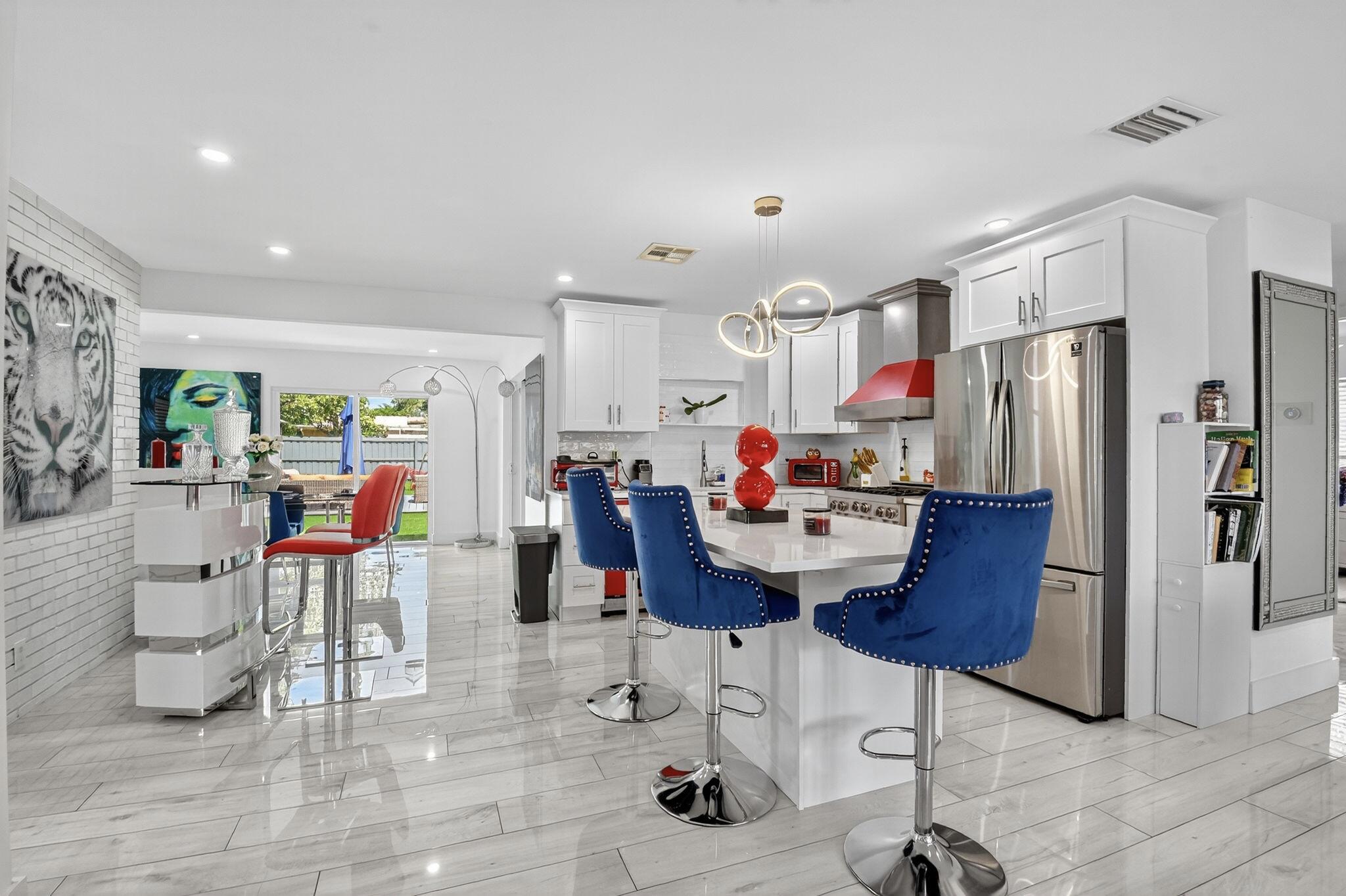 449 SW 4th, Boynton Beach FL 33435