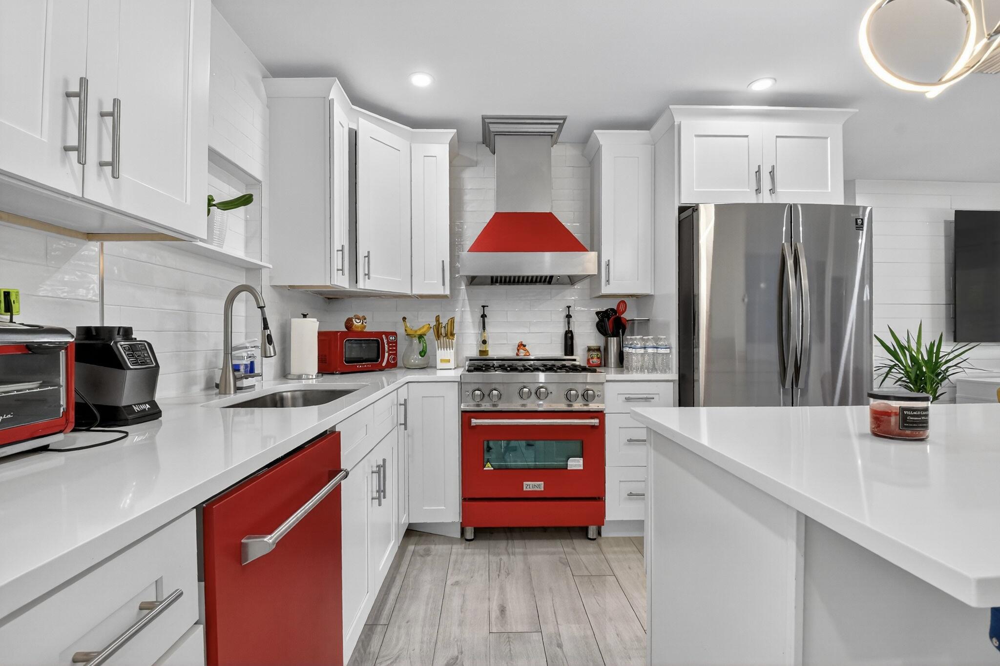 449 SW 4th, Boynton Beach FL 33435