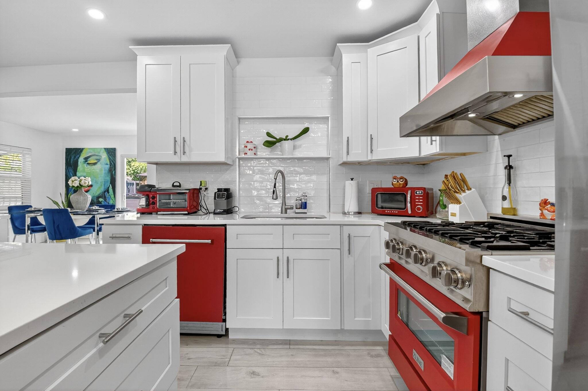 449 SW 4th, Boynton Beach FL 33435