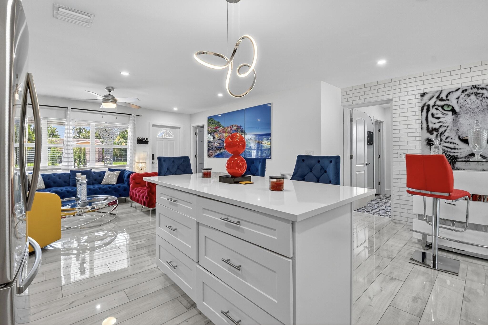 449 SW 4th, Boynton Beach FL 33435