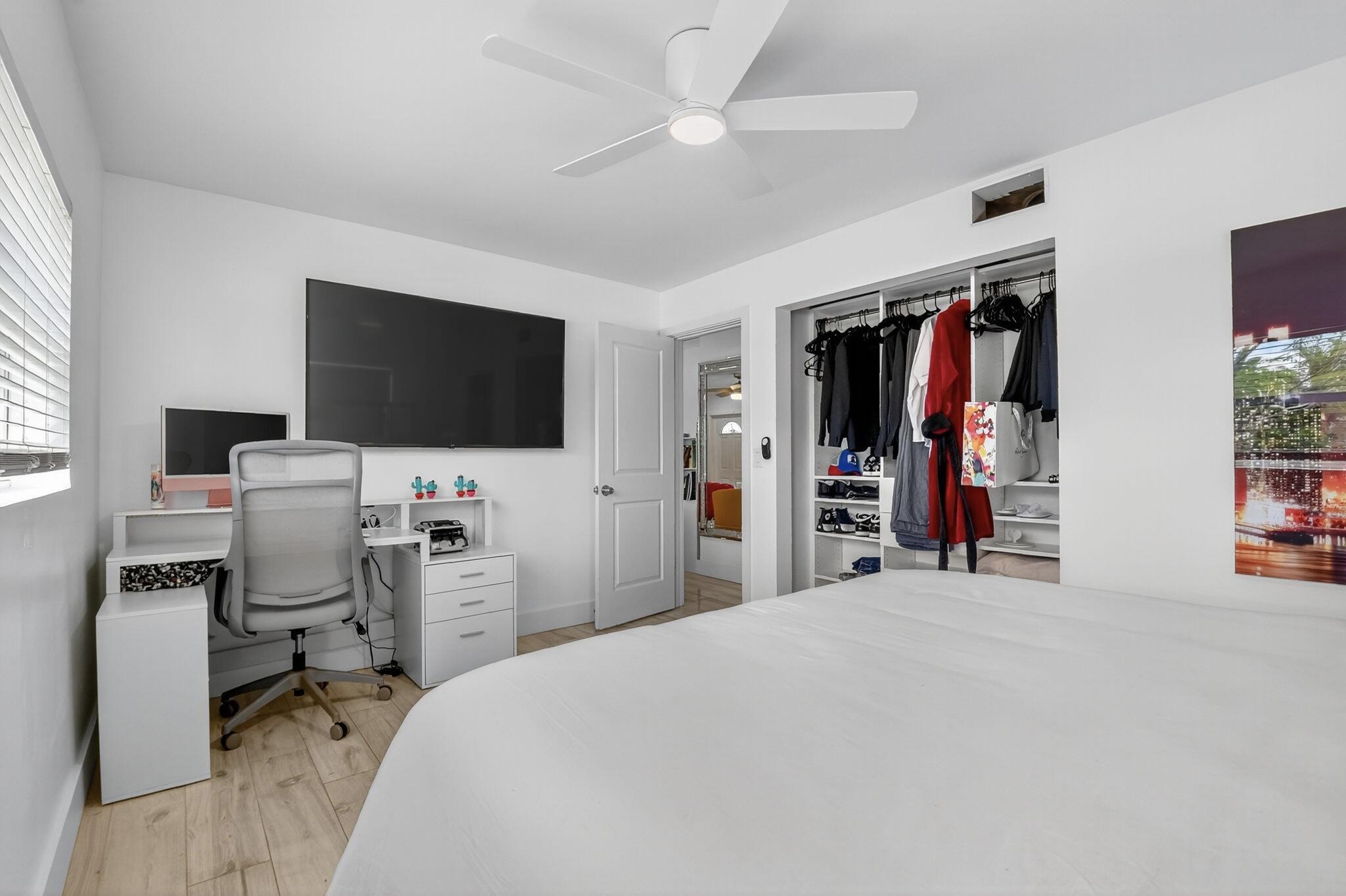 449 SW 4th, Boynton Beach FL 33435