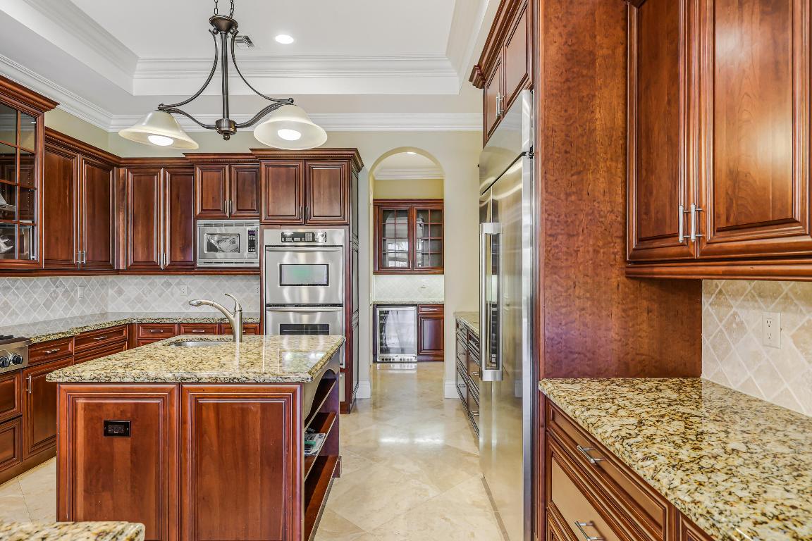 9407 Bridgebrook, Boca Raton FL 33496