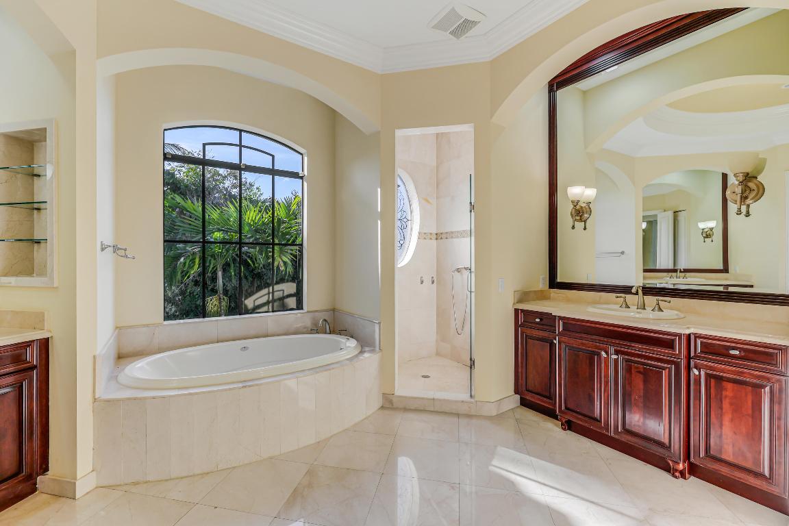 9407 Bridgebrook, Boca Raton FL 33496