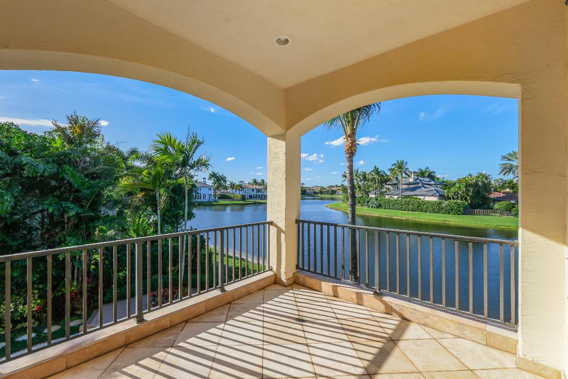 9407 Bridgebrook, Boca Raton FL 33496