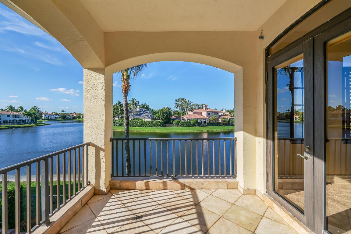 9407 Bridgebrook, Boca Raton FL 33496