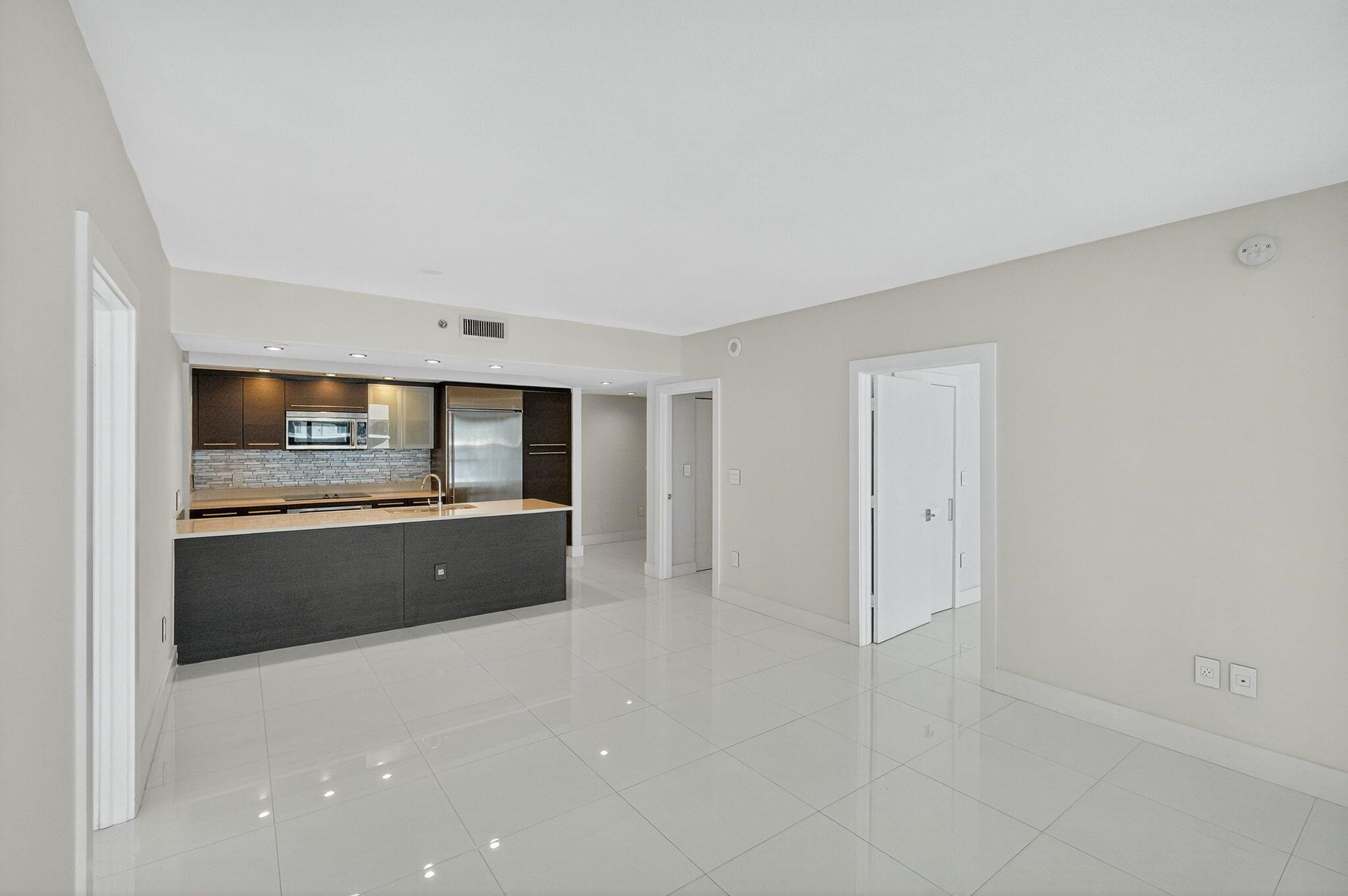 55 SE 6th Street #2103, Miami FL 33131