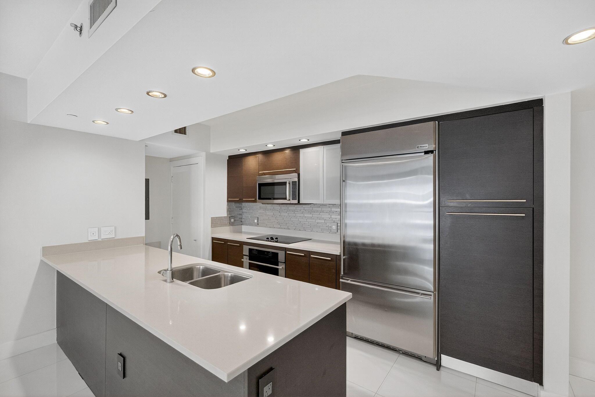 55 SE 6th Street #2103, Miami FL 33131
