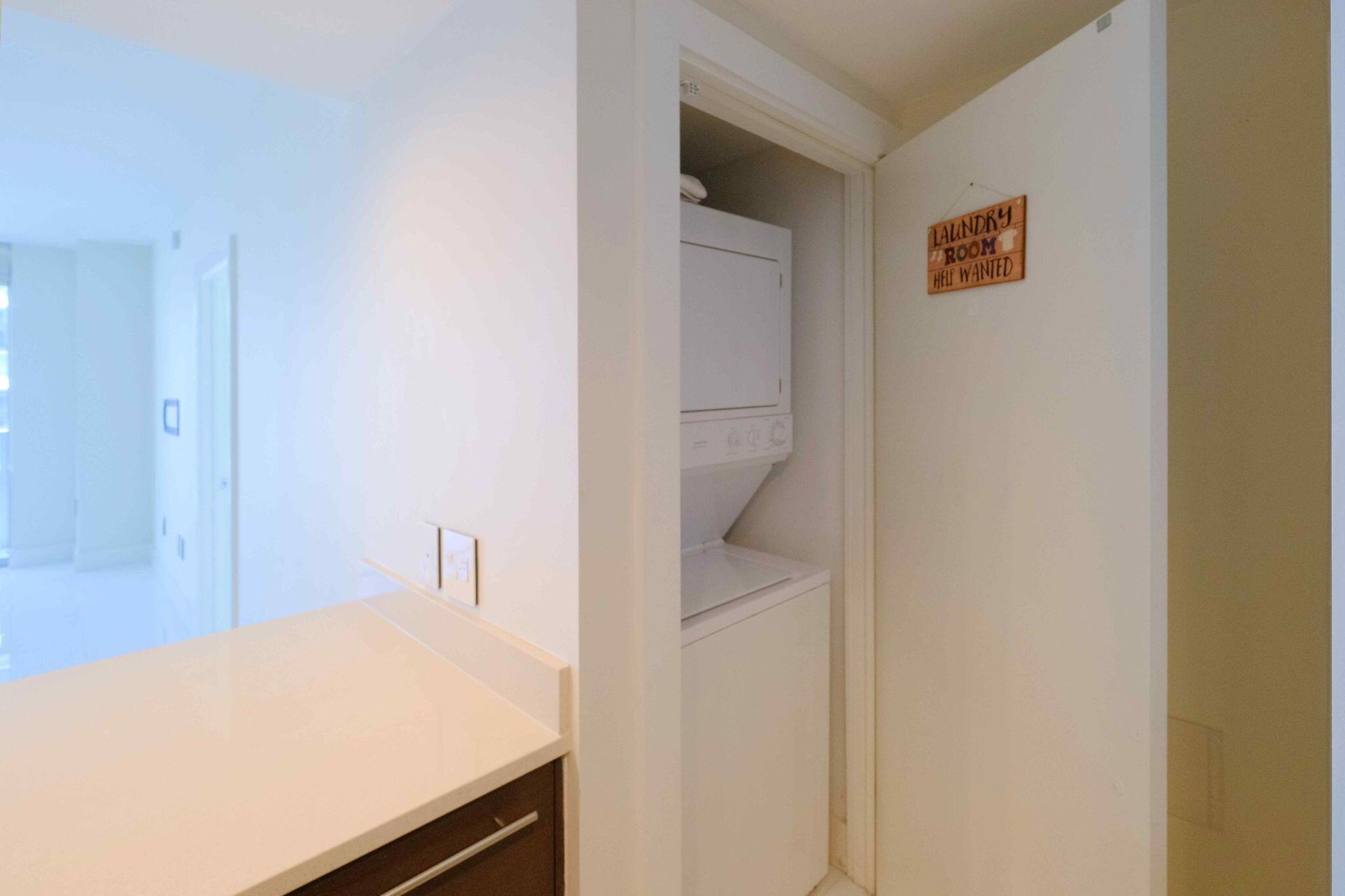 55 SE 6th Street #2103, Miami FL 33131