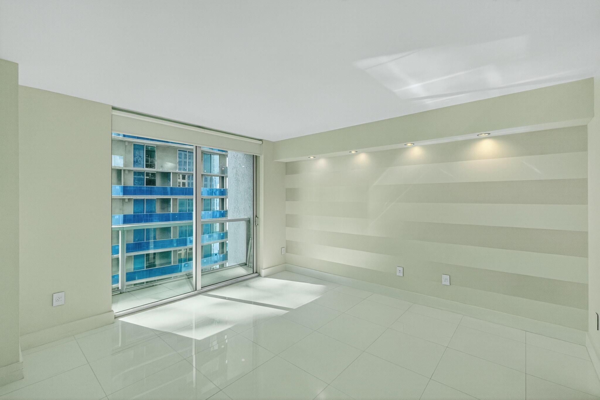 55 SE 6th Street #2103, Miami FL 33131