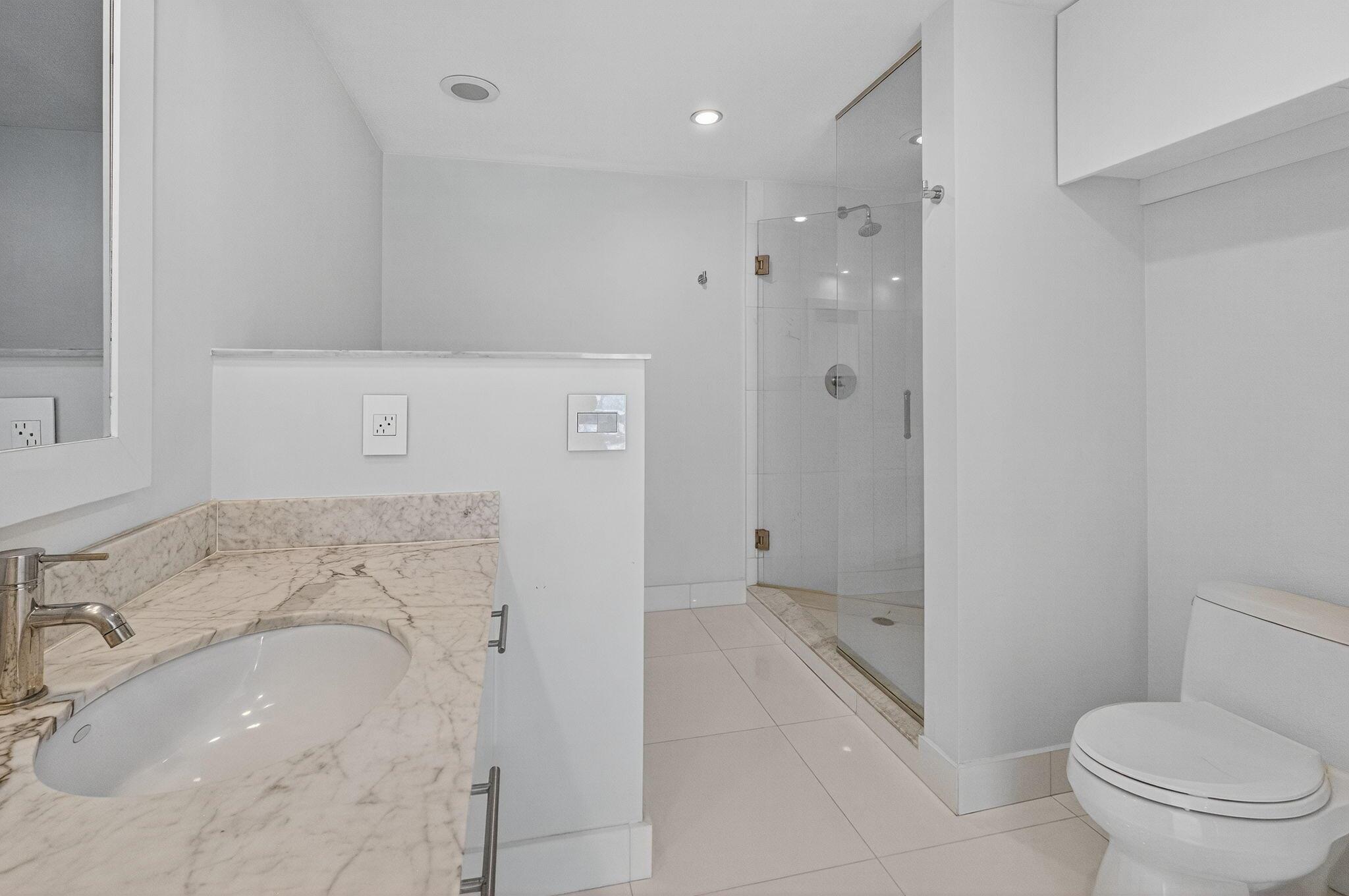 55 SE 6th Street #2103, Miami FL 33131