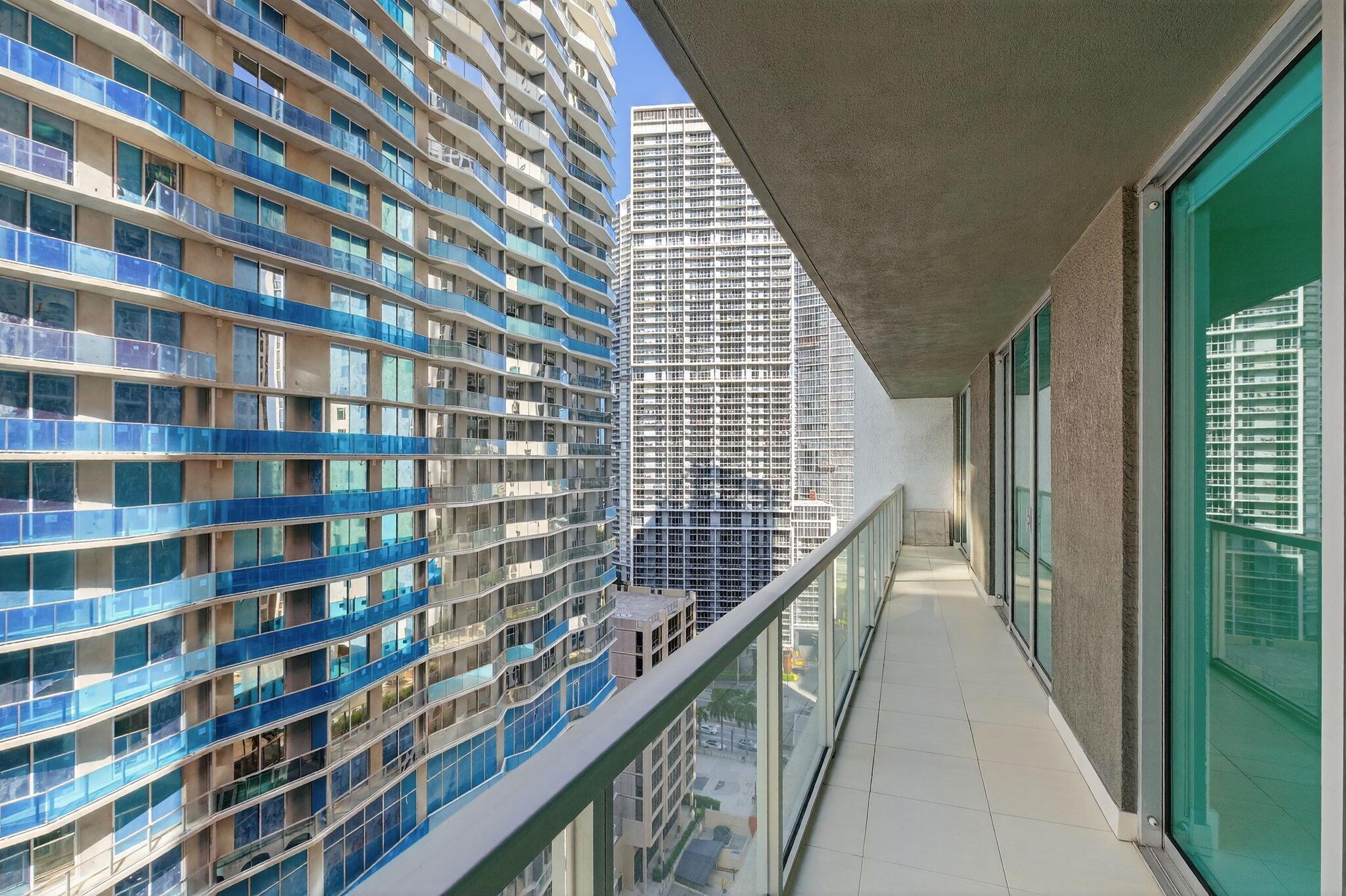 55 SE 6th Street #2103, Miami FL 33131