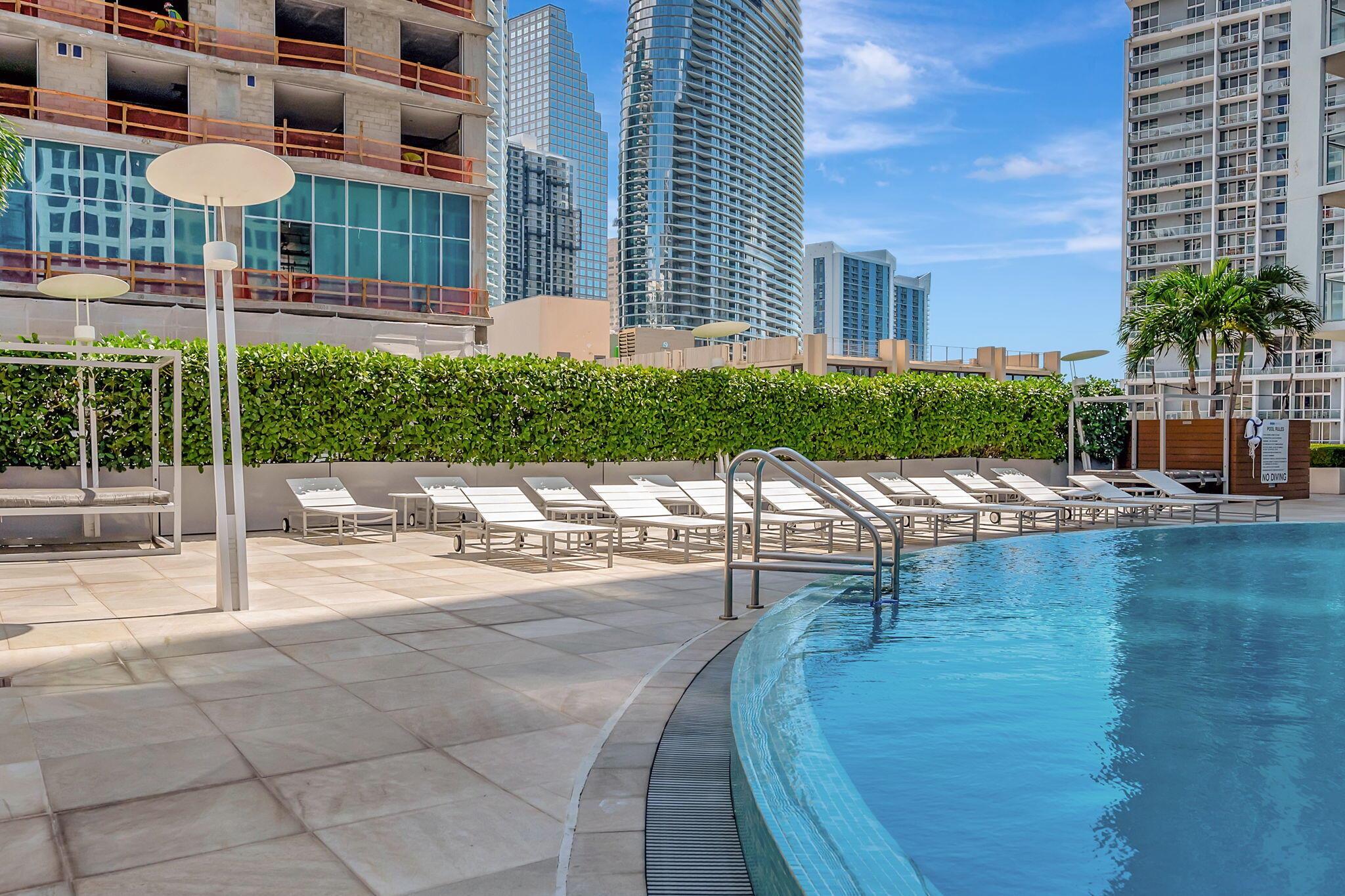 55 SE 6th Street #2103, Miami FL 33131