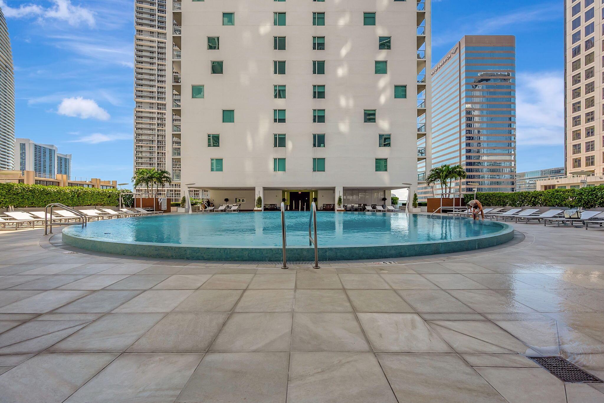 55 SE 6th Street #2103, Miami FL 33131