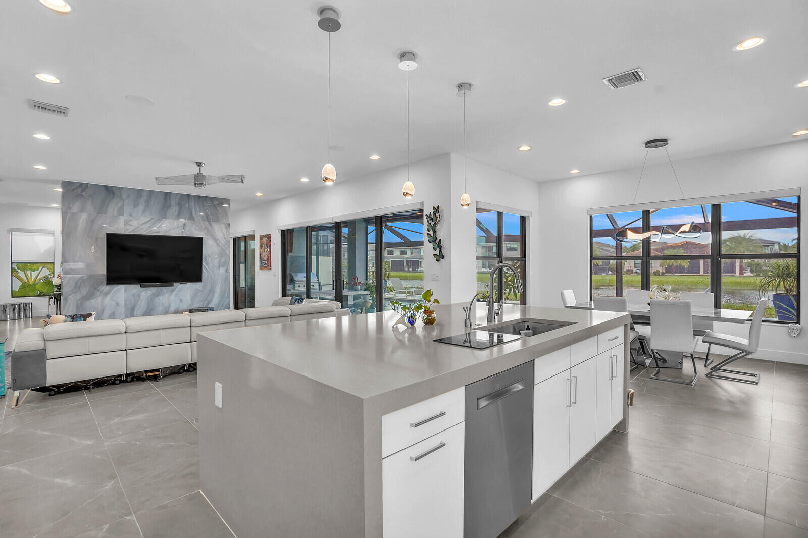 8611 Dearborn River, Boca Raton FL 33496