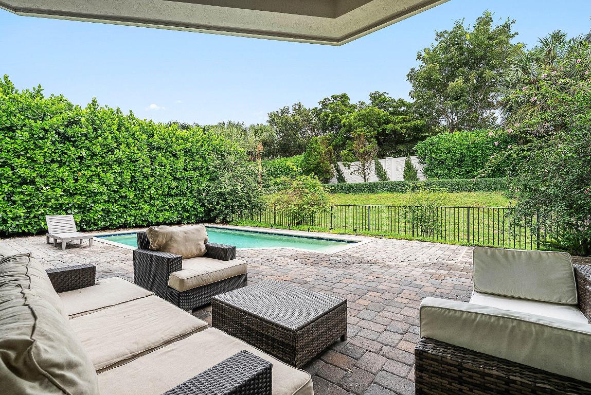 6901 NW 25th, Boca Raton FL 33496