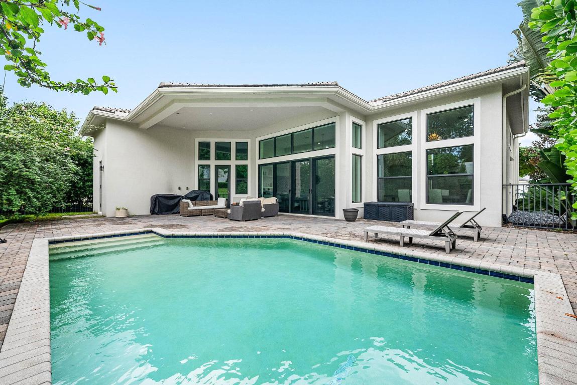 6901 NW 25th, Boca Raton FL 33496