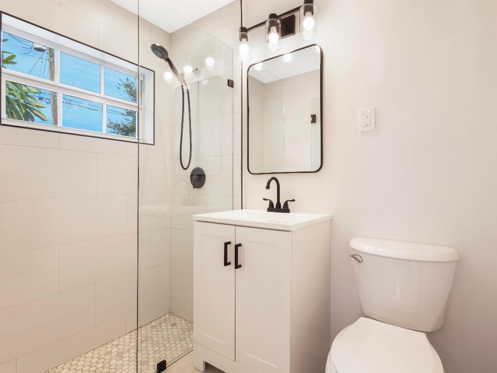 359 Garden, Palm Beach Gardens FL 33410