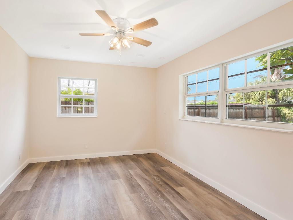 359 Garden, Palm Beach Gardens FL 33410