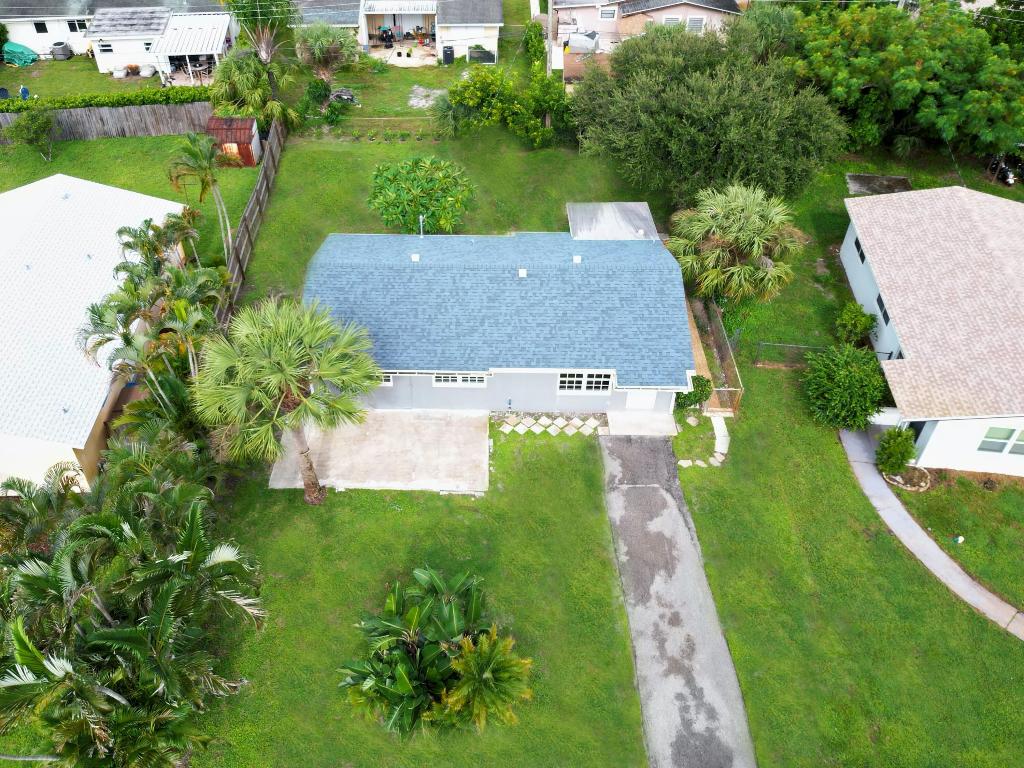 359 Garden, Palm Beach Gardens FL 33410