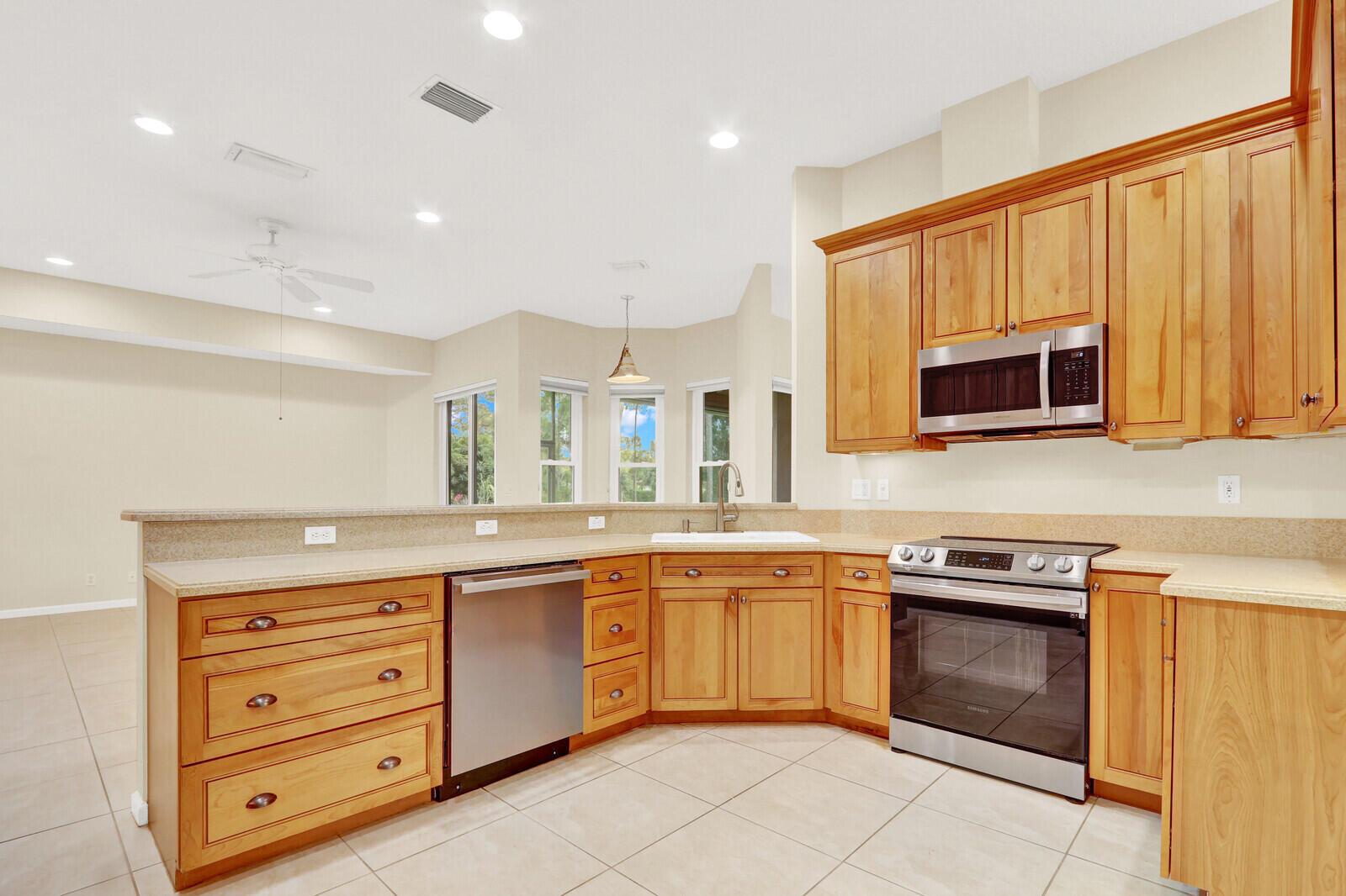 15096 76th Trail, Palm Beach Gardens FL 33418
