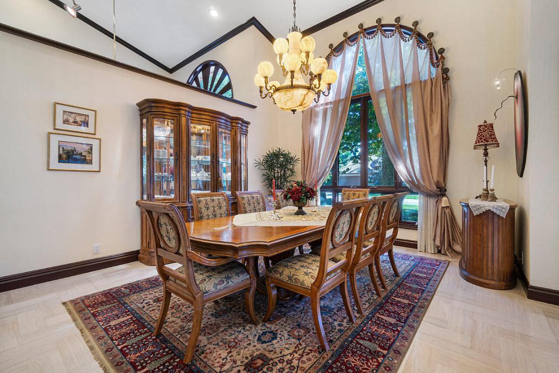 4407 Woodfield, Boca Raton FL 33434