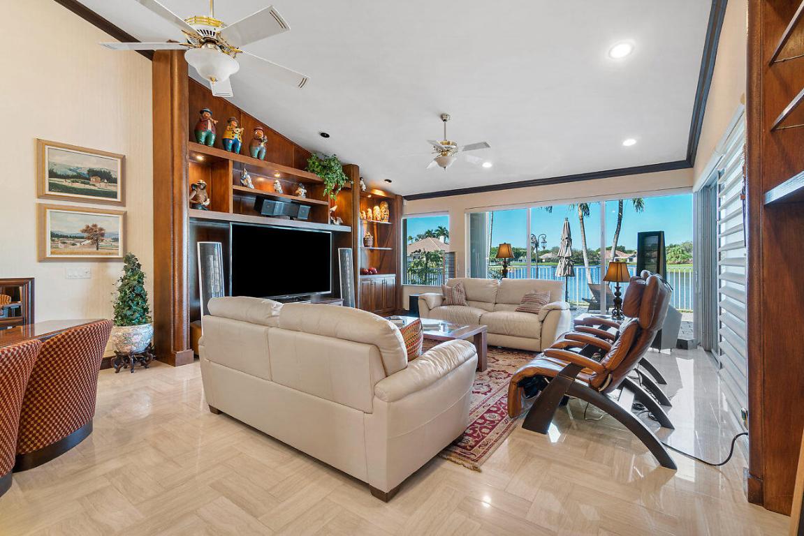 4407 Woodfield, Boca Raton FL 33434