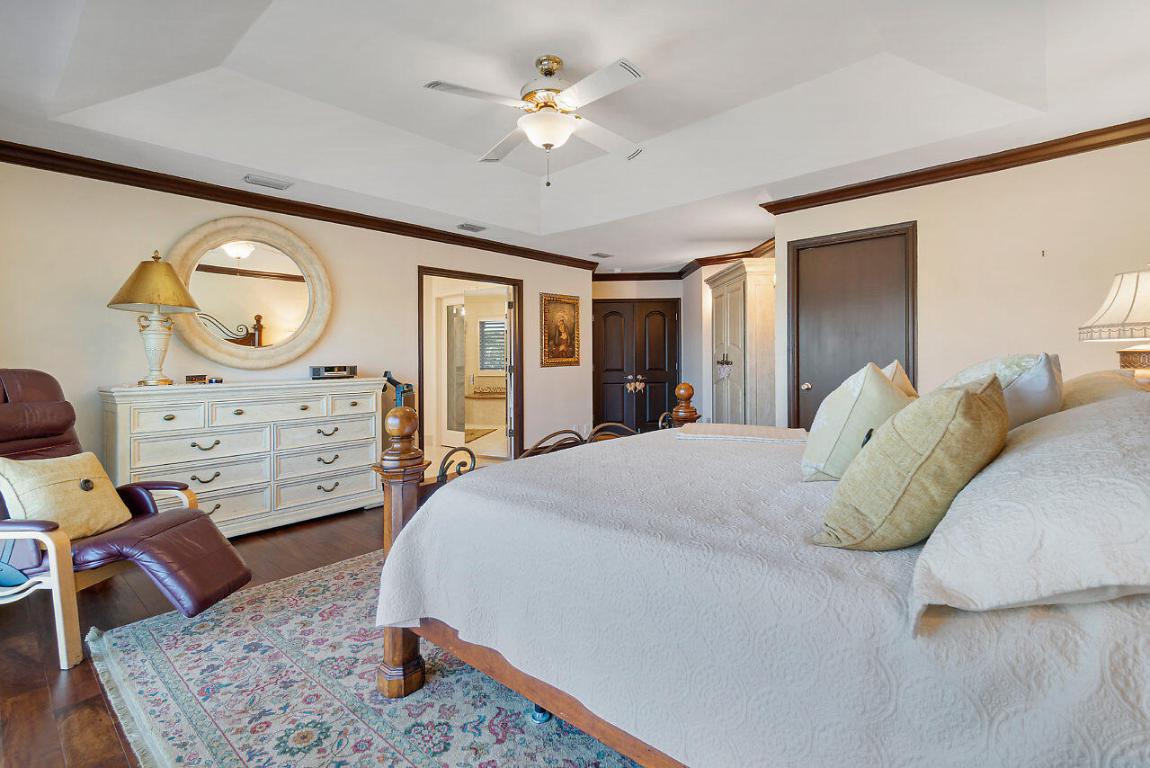 4407 Woodfield, Boca Raton FL 33434