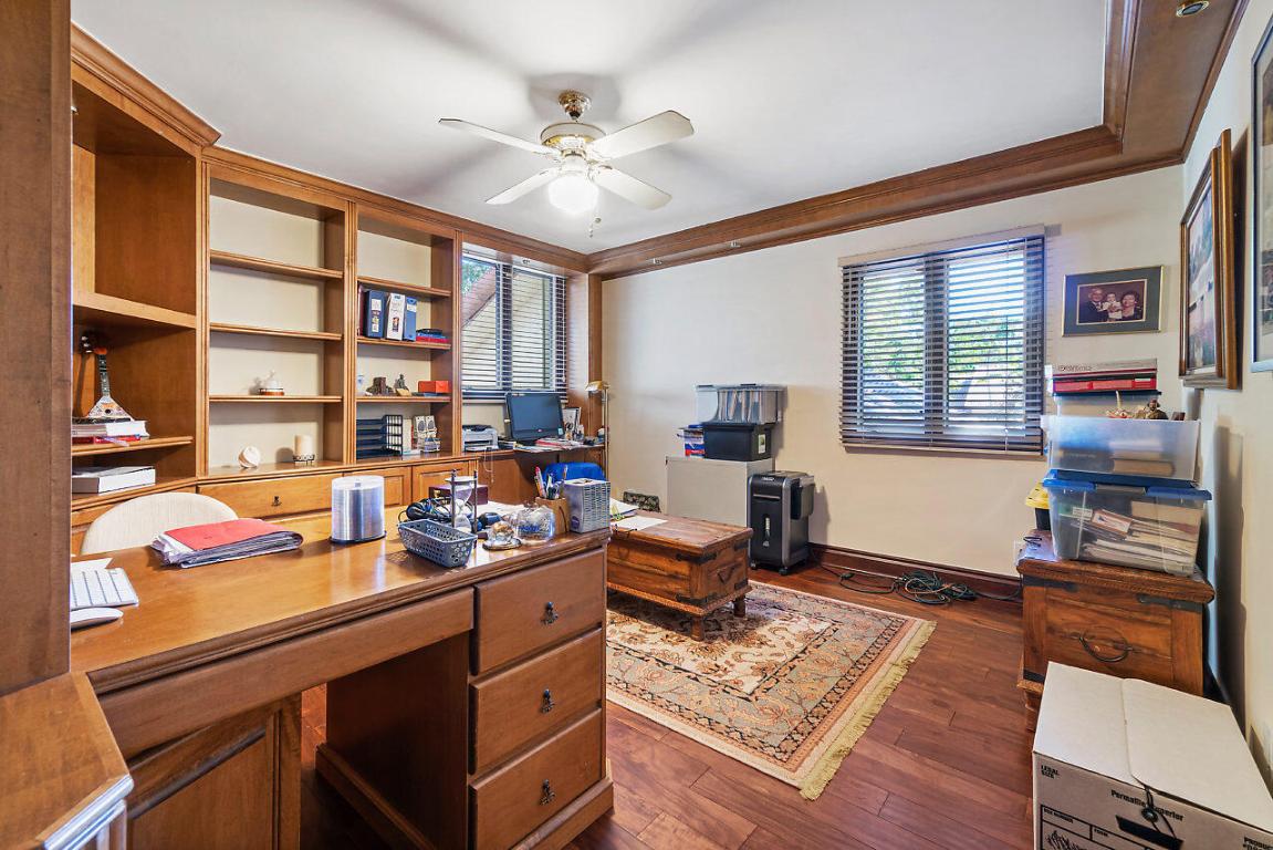 4407 Woodfield, Boca Raton FL 33434