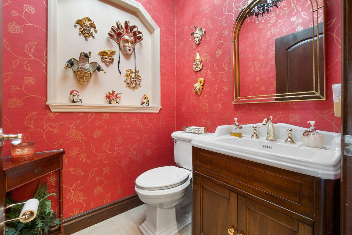 4407 Woodfield, Boca Raton FL 33434