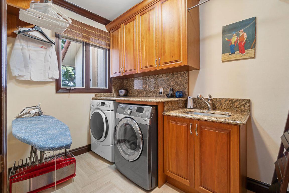 4407 Woodfield, Boca Raton FL 33434