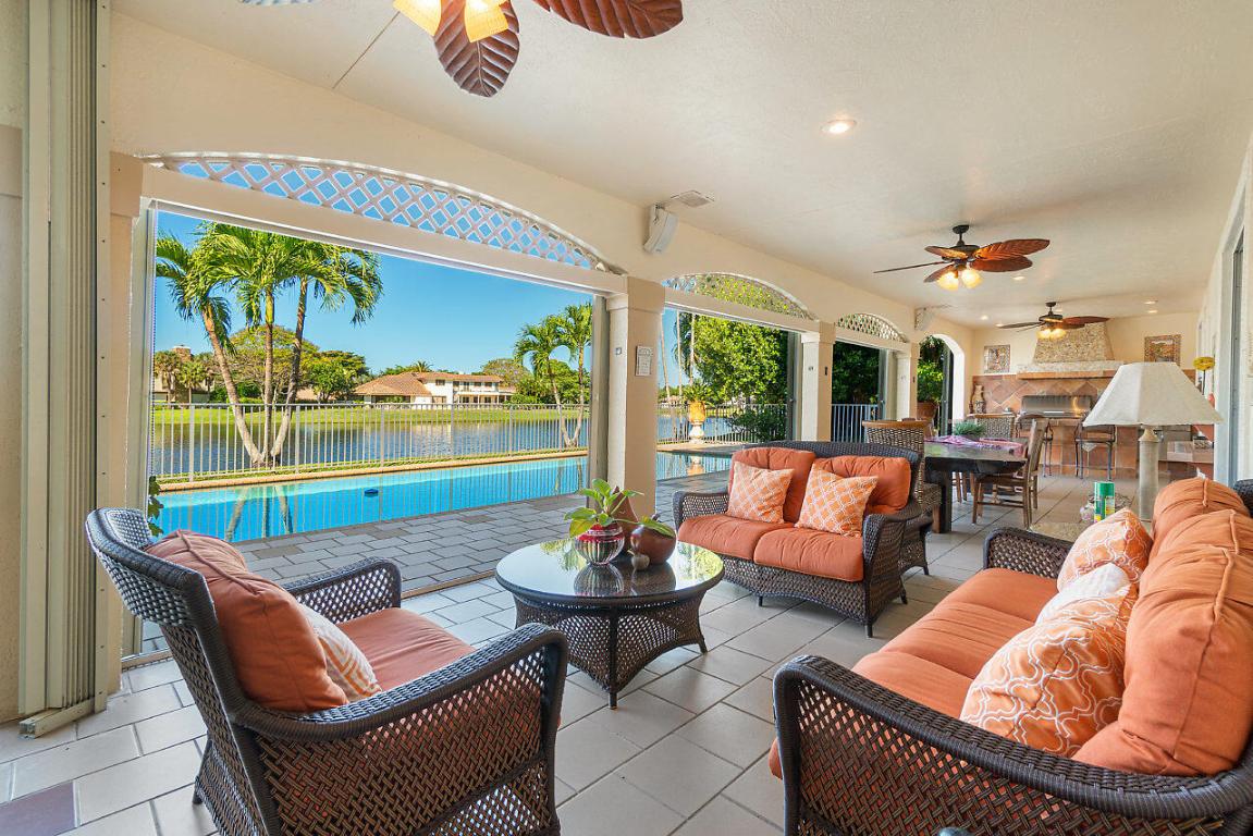 4407 Woodfield, Boca Raton FL 33434