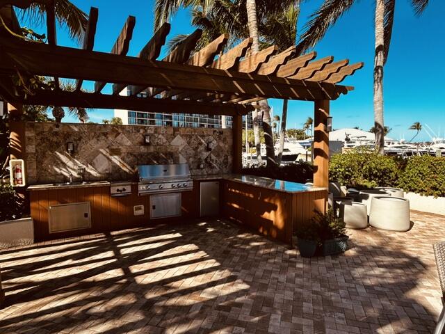108 Lakeshore #338, North Palm Beach FL 33408