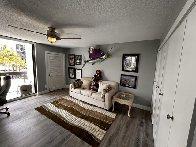 108 Lakeshore #338, North Palm Beach FL 33408