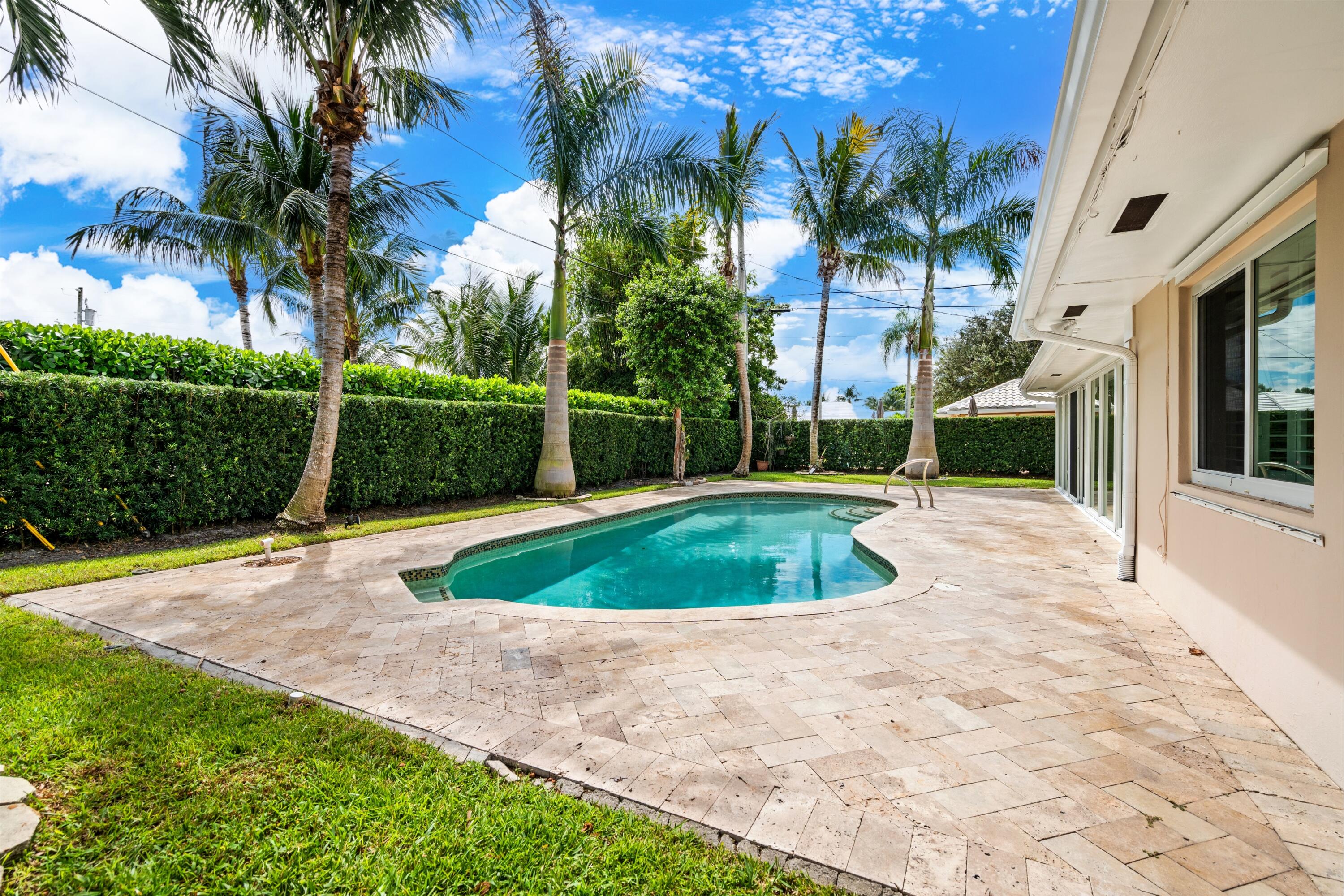 670 Juneberry, Boca Raton FL 33486