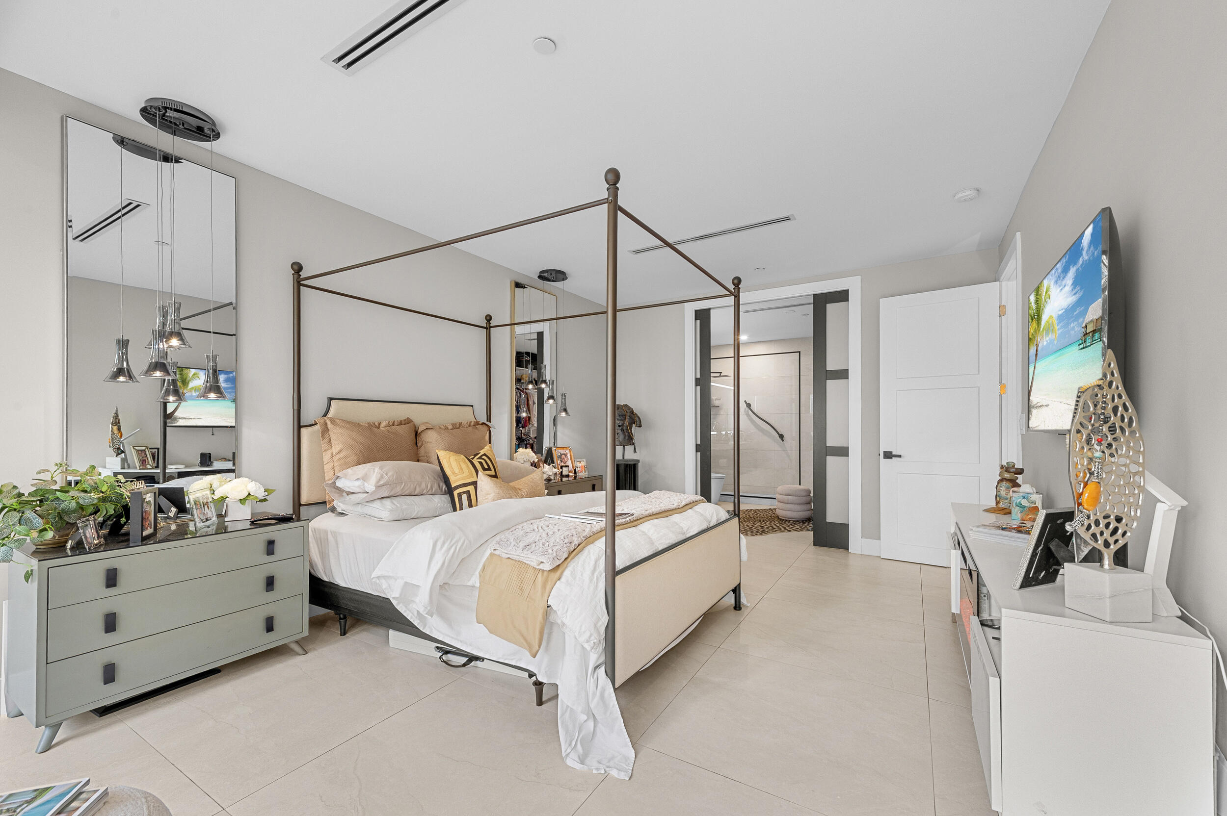 7819 Lakeside #814, Boca Raton FL 33434