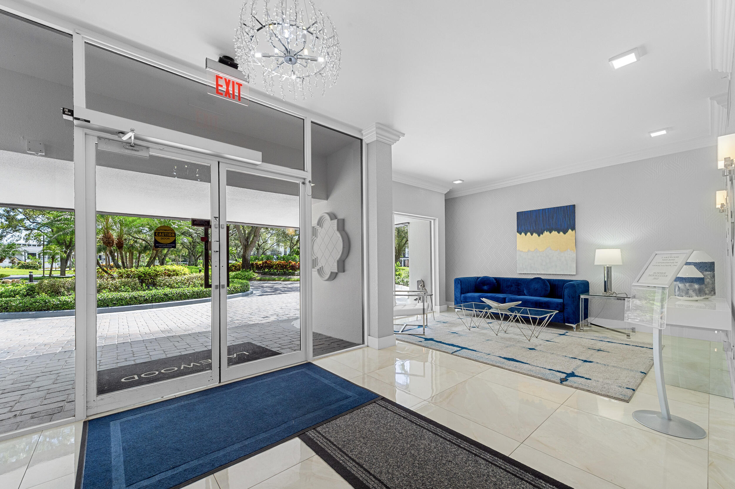 7819 Lakeside #814, Boca Raton FL 33434